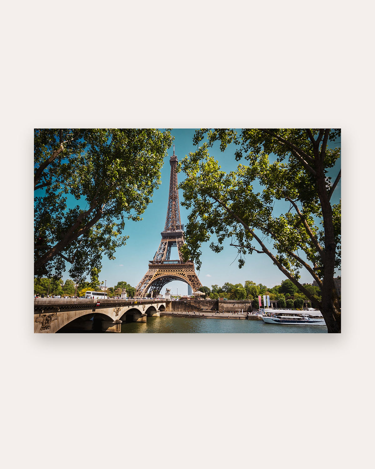 Poster Paris Eiffelturm – Das Wahrzeichen der Stadt der Liebe