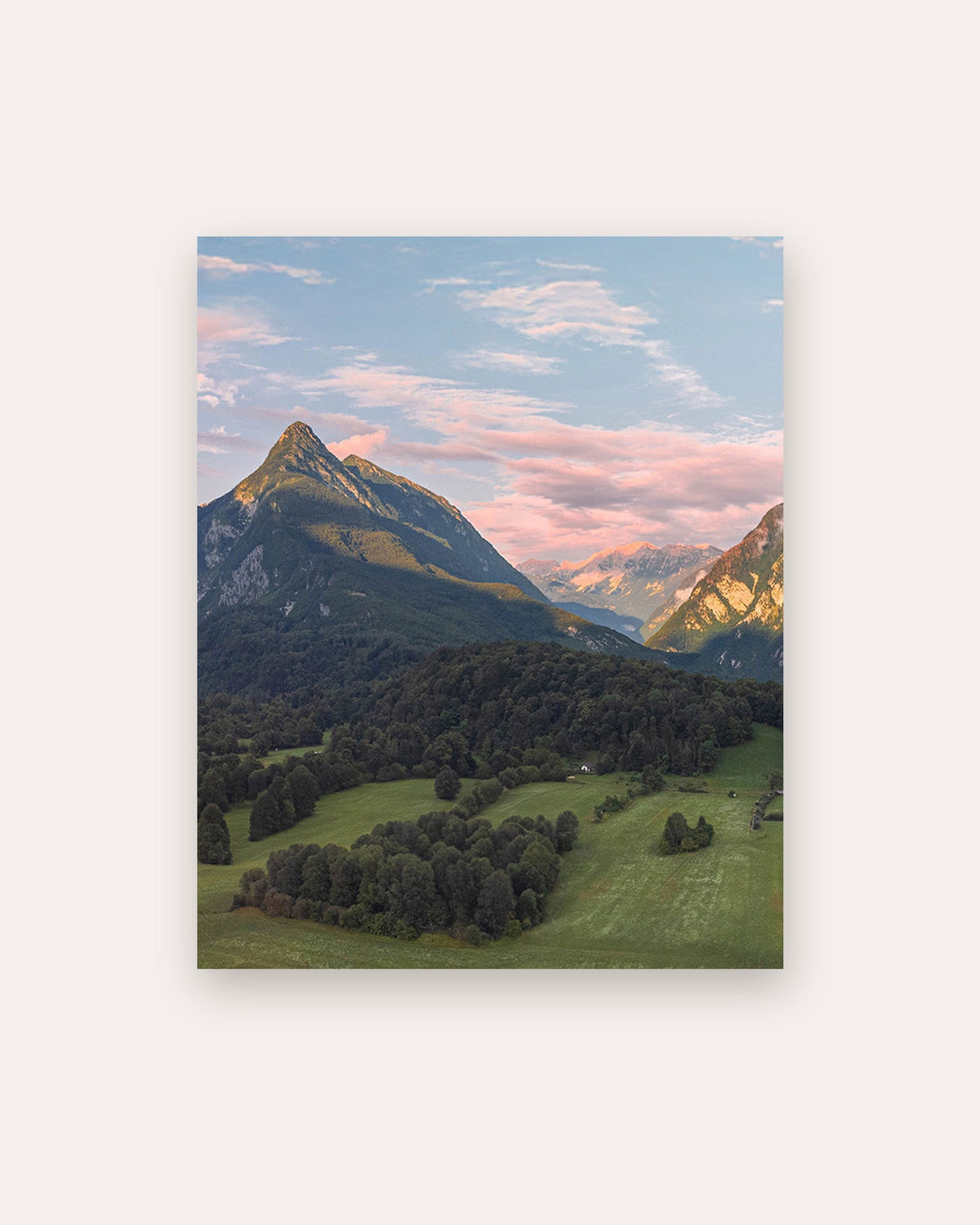 Poster Julianische Alpen Slowenien – Alpenpanorama in warmem Abendlicht