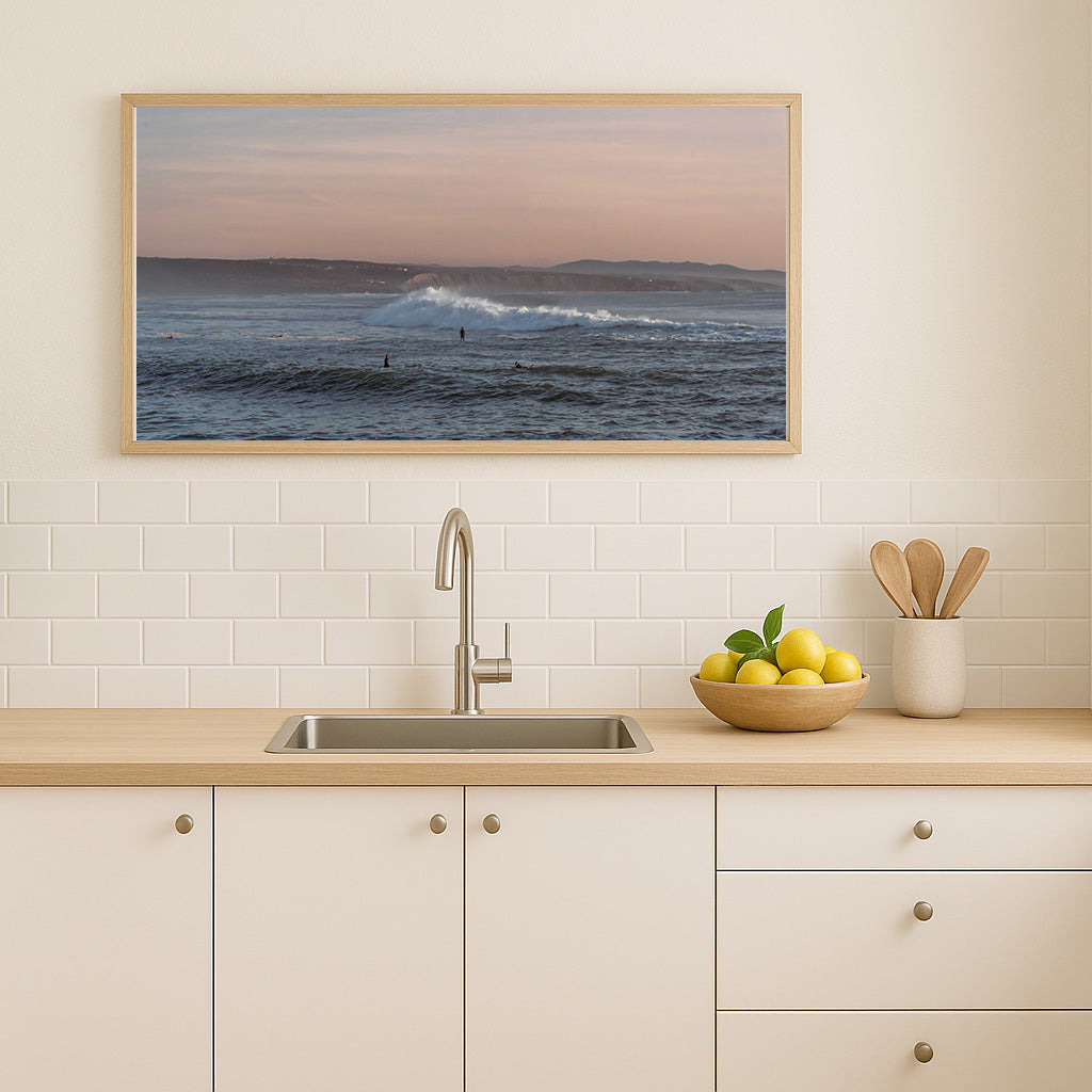 Welle im Abendlicht Poster als Wandbild im Wohnzimmer